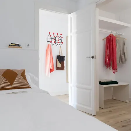 Apartment Casa Cosi - Eixample 3 *